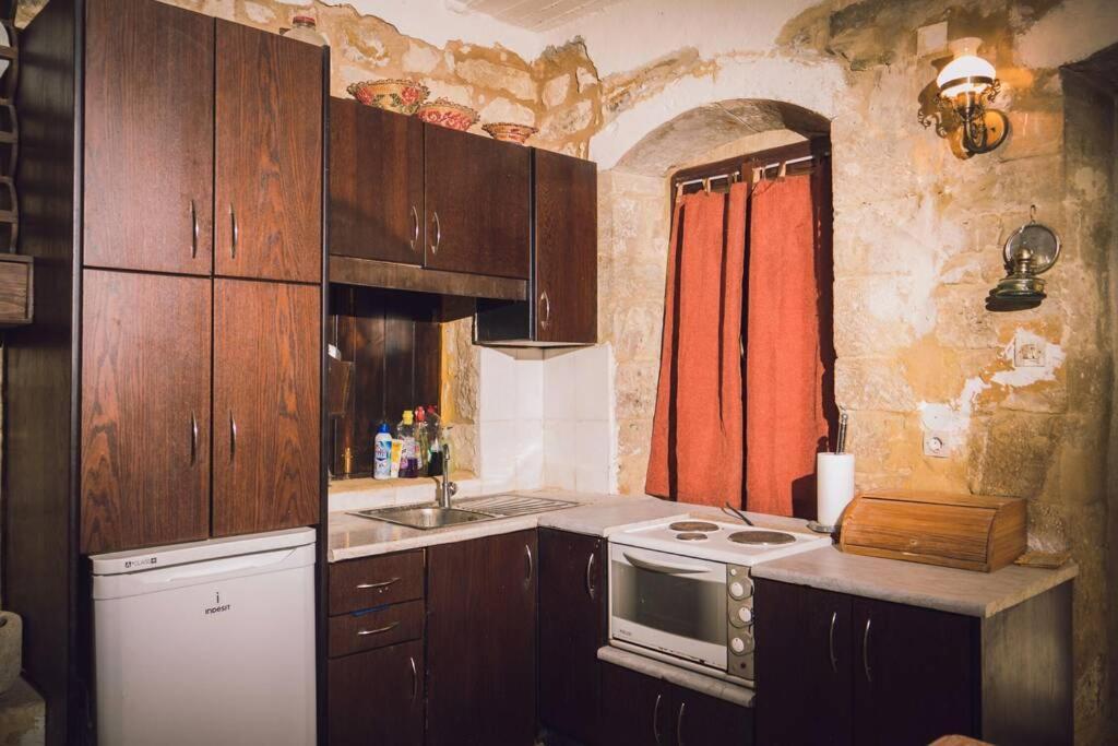 הוילה Vasiliki  The Royal Stonehouse : Sophia מראה חיצוני תמונה