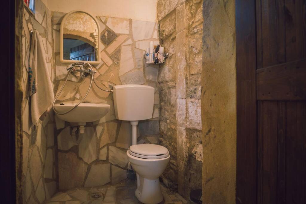 הוילה Vasiliki  The Royal Stonehouse : Sophia מראה חיצוני תמונה